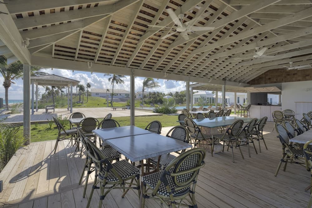 La Bougainvillea Hotel and Villas - Photo 118