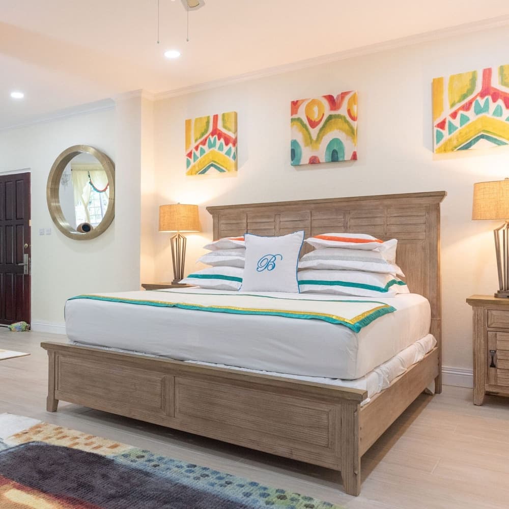 Beachcombers Hotel - Photo 21