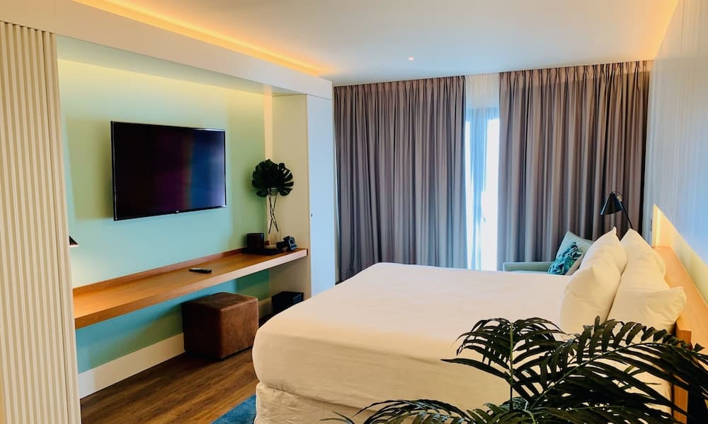 Holland House Beach Hotel - Photo 14