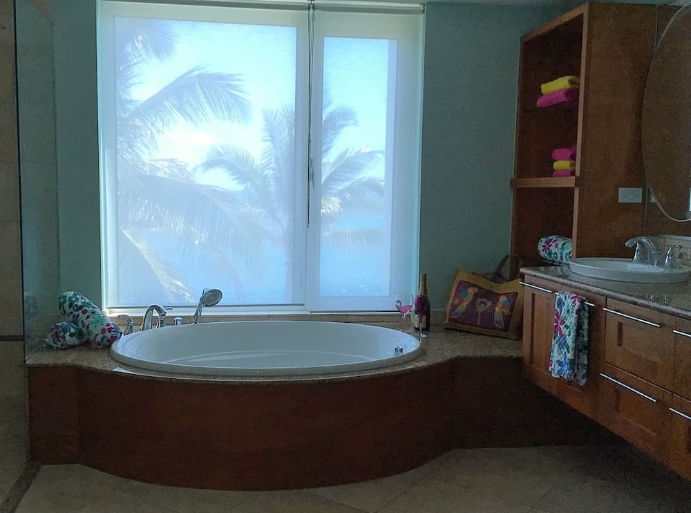 Oyster Bay Beach Resort - Photo 82