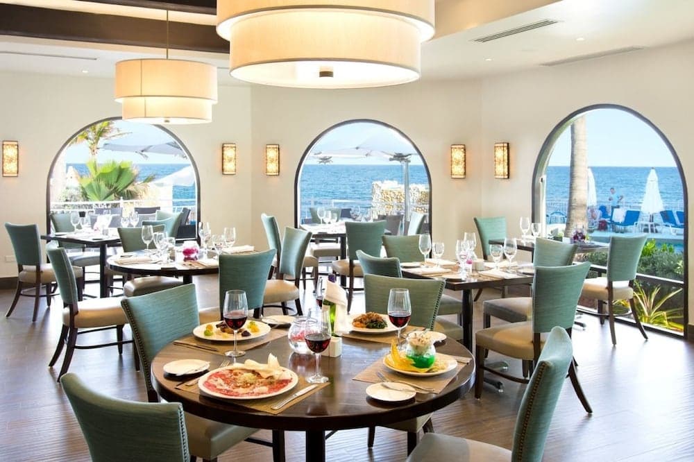 Oyster Bay Beach Resort - Photo 92