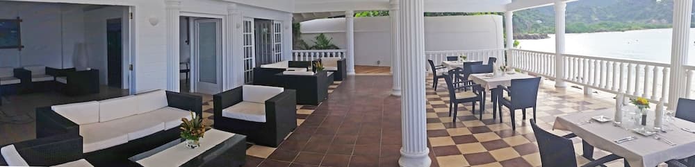 Davids Beach Hotel - Photo 21