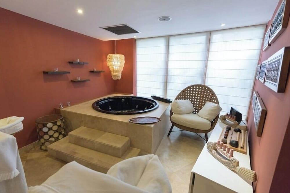 Hotel Bannister by Mint - Photo 34