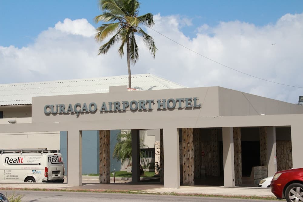 Curaçao Airport Hotel - Photo 40
