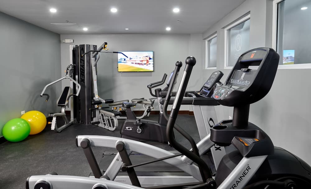 R Hotel Kingston - Photo 36