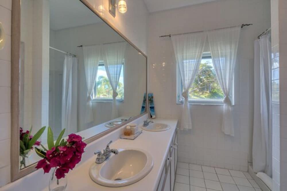 La Bougainvillea Hotel and Villas - Photo 96