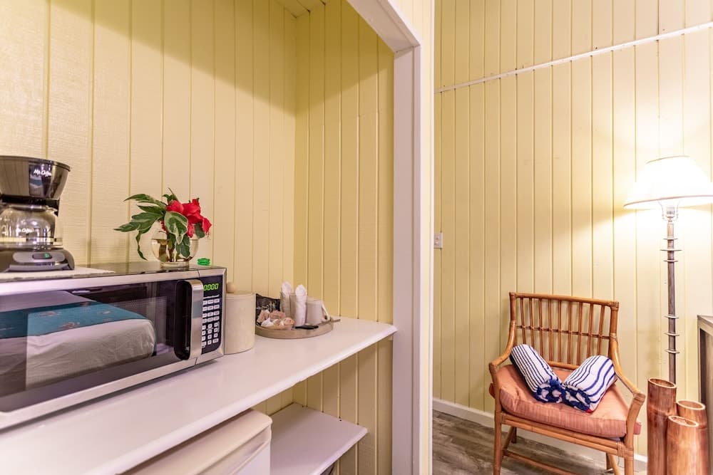 Sebastian's on the Beach - Photo 2