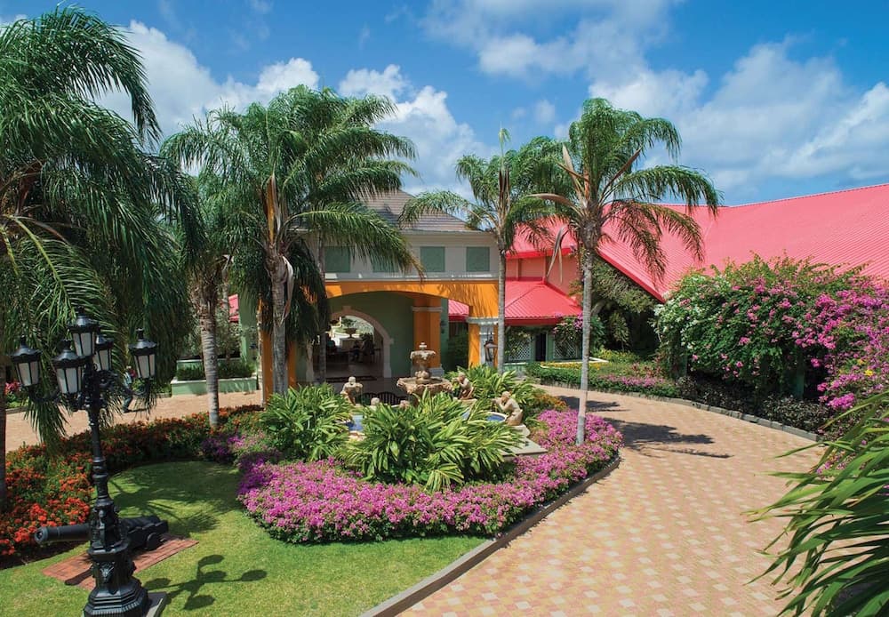 Sandals Grande St. Lucian - ALL INCLUSIVE Couples Only - Photo 4