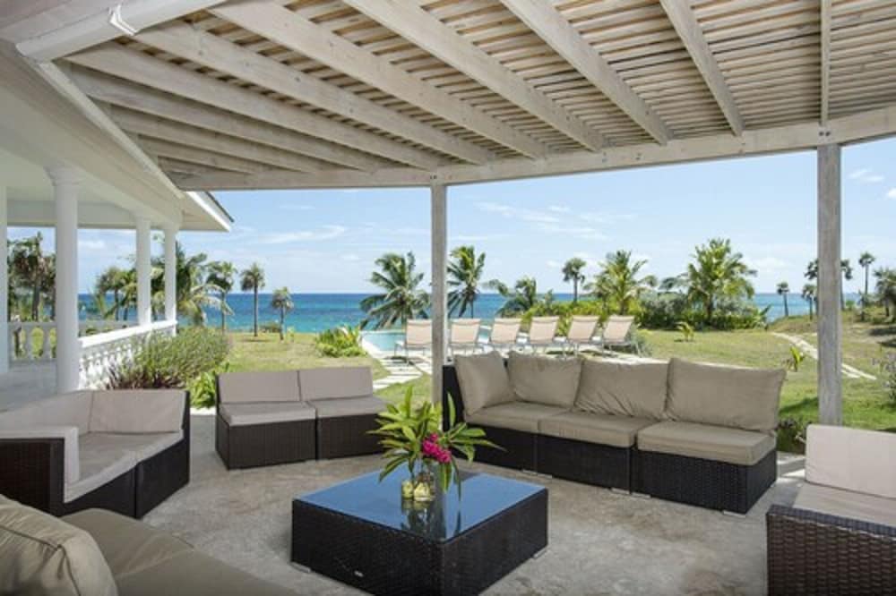 La Bougainvillea Hotel and Villas - Photo 93