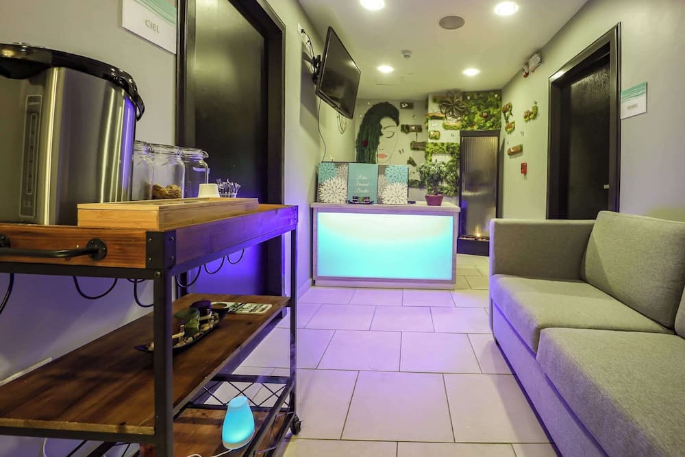 Comfort Inn & Suites Tobago - Photo 19