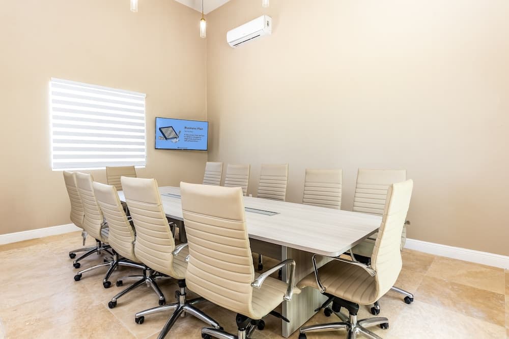 Ocean Breeze Resort - Photo 20