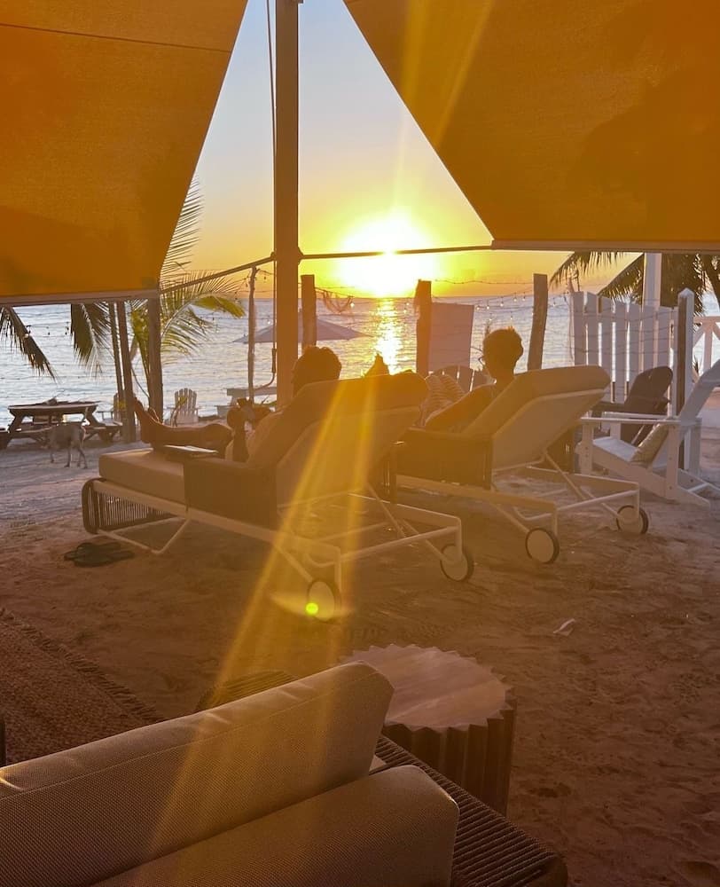 Casa Rosada Beach Front - Photo 21