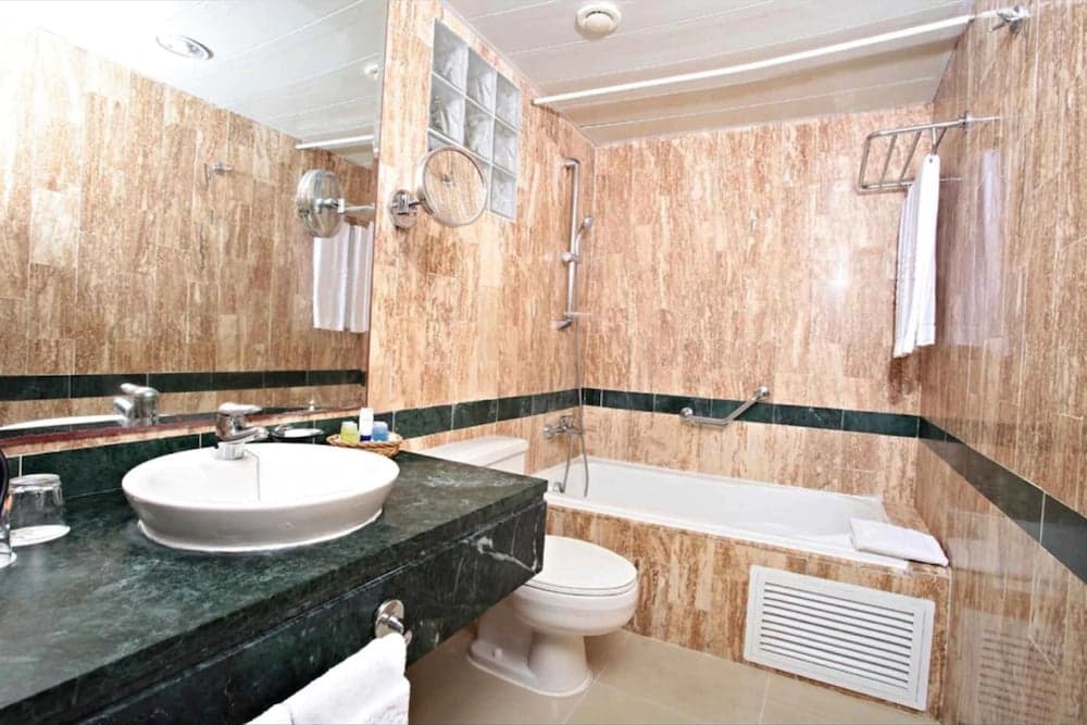 Bahia Principe Grand El Portillo - All Inclusive - Photo 8