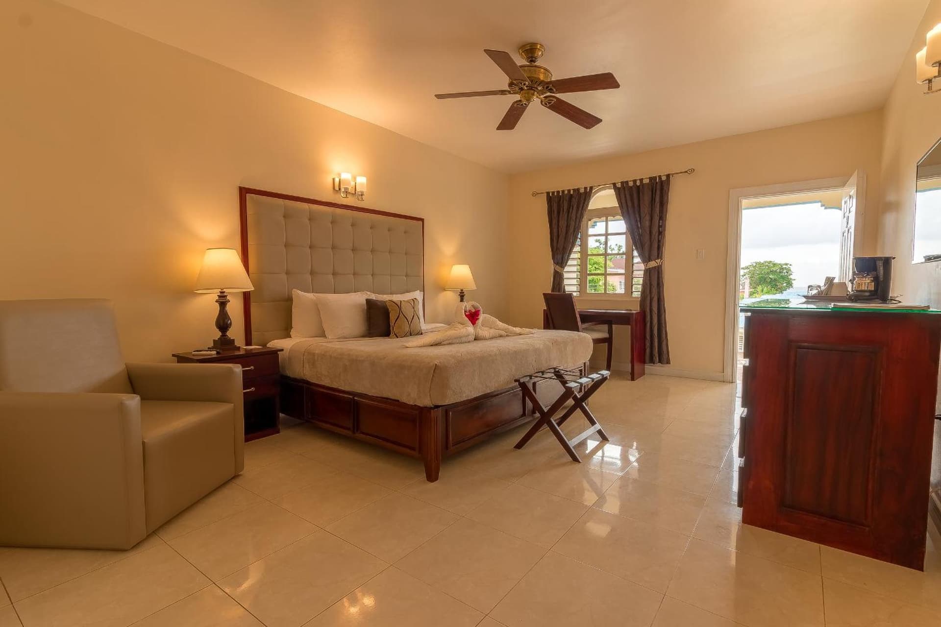 Travellers Beach Resort - Photo 43