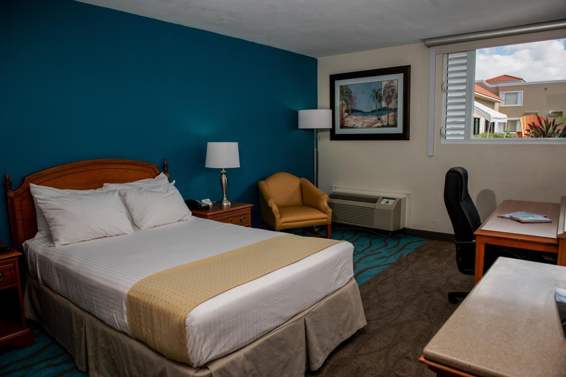 Spark by Hilton Ponce - Photo 34