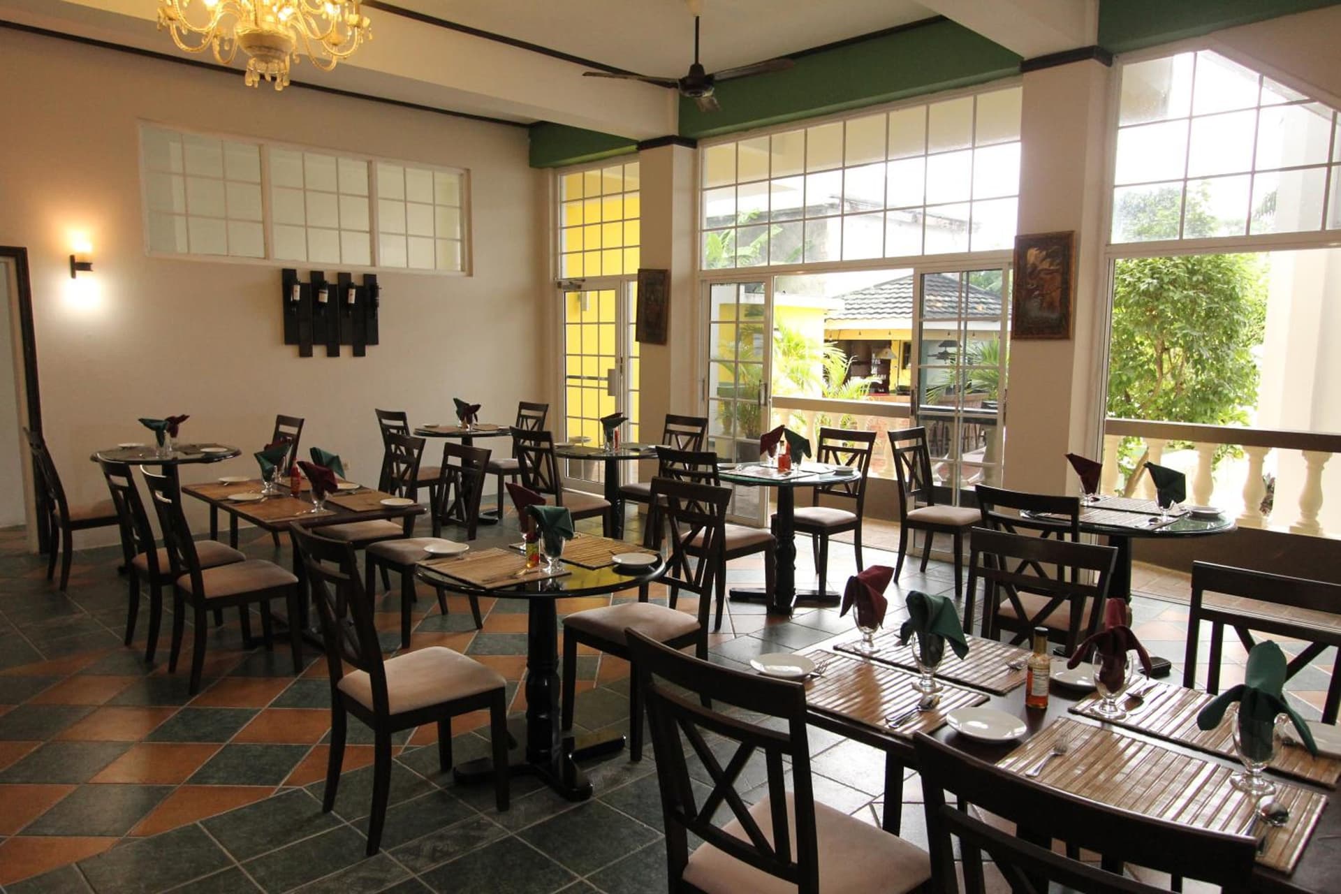 Match Resort - Photo 33