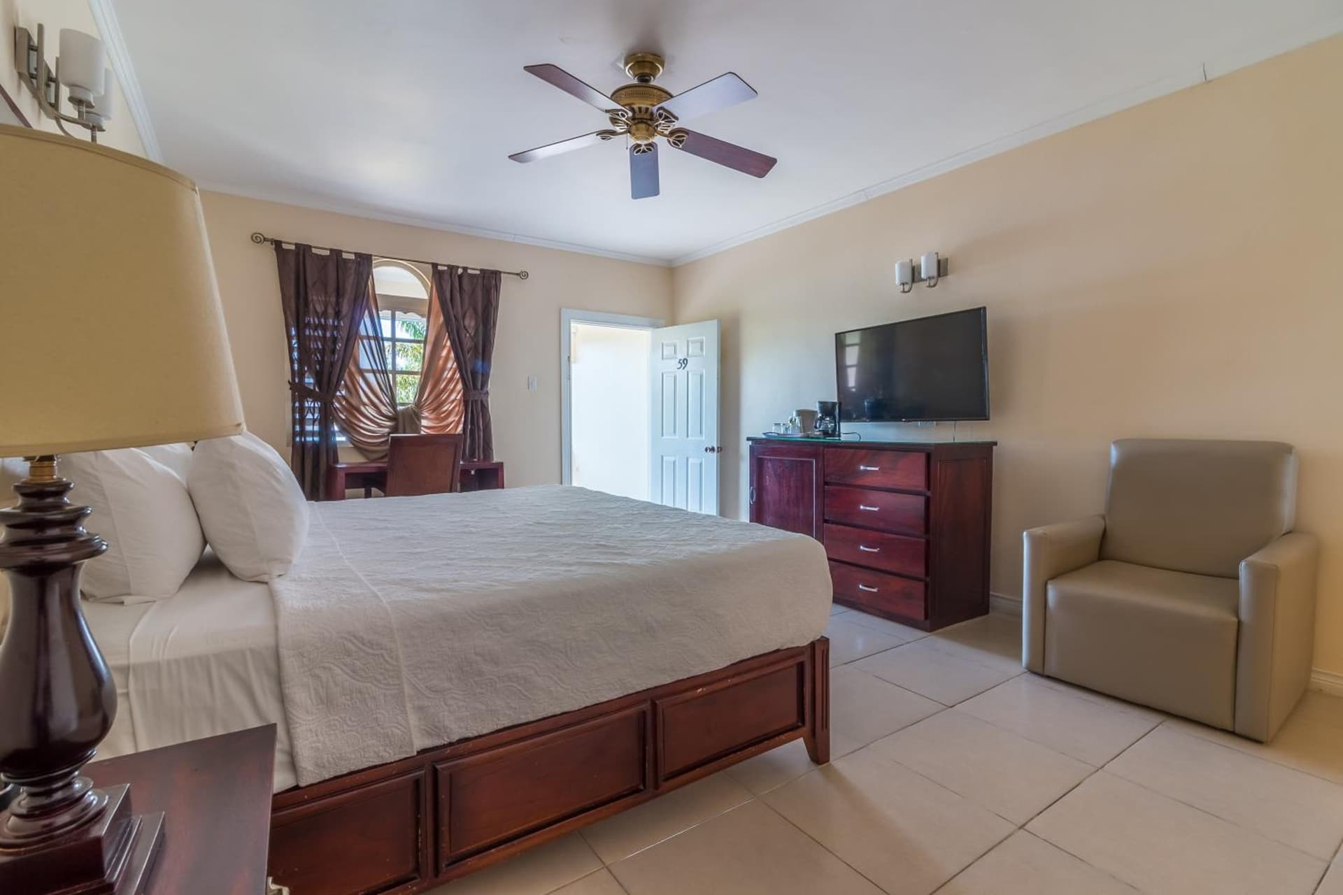 Travellers Beach Resort - Photo 21