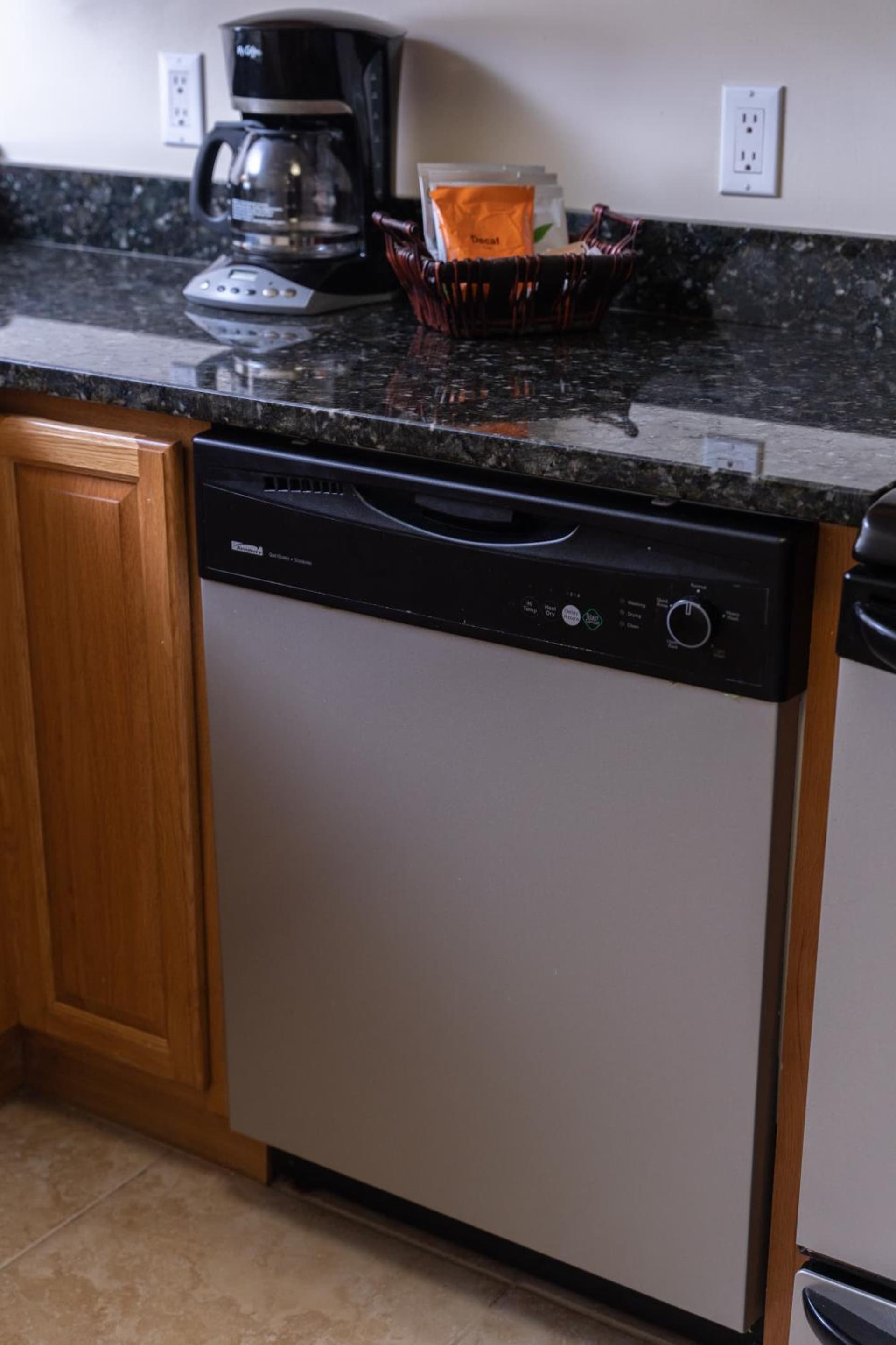 Holiday Inn Resort Grand Cayman by IHG - Photo 23