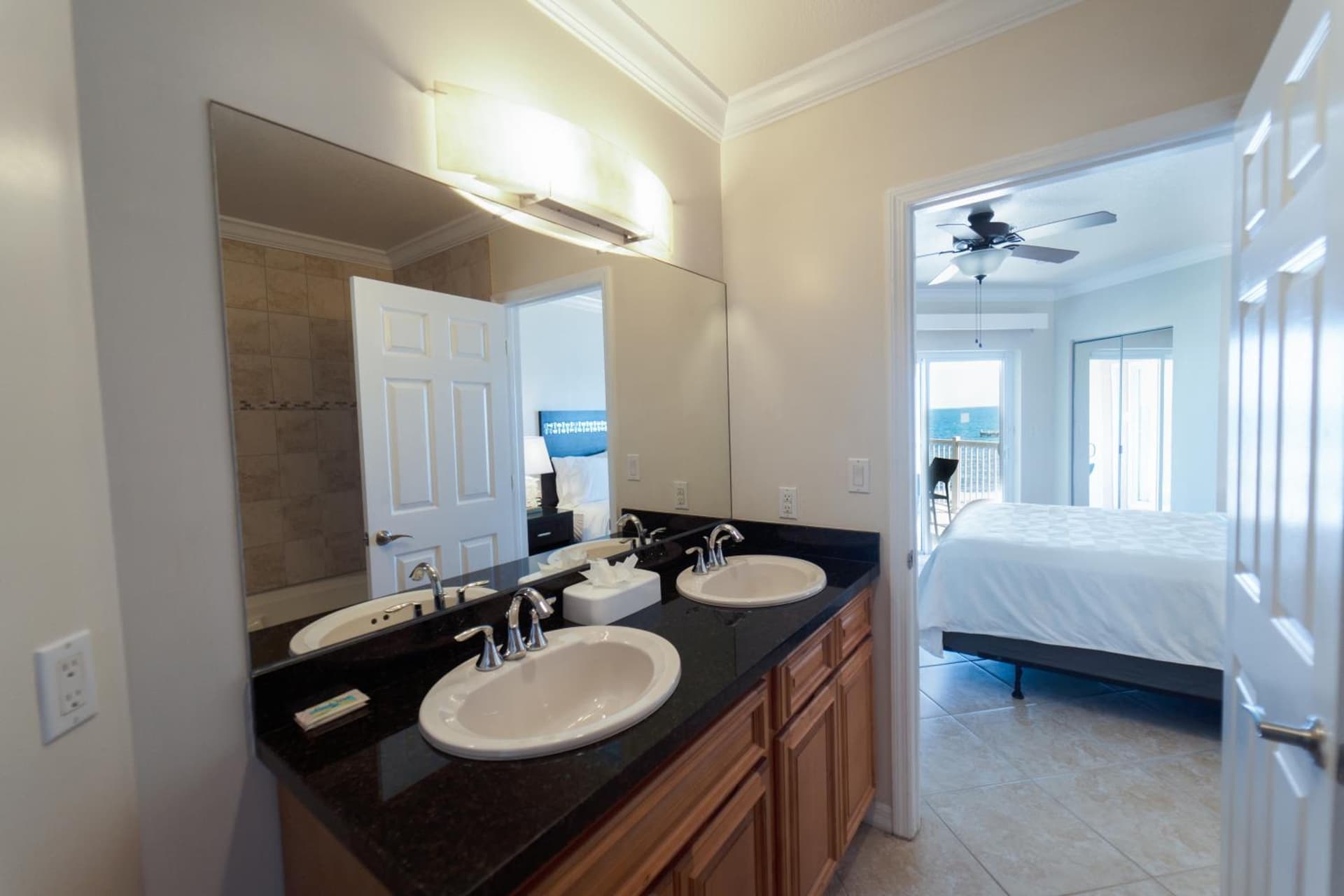 Holiday Inn Resort Grand Cayman by IHG - Photo 29