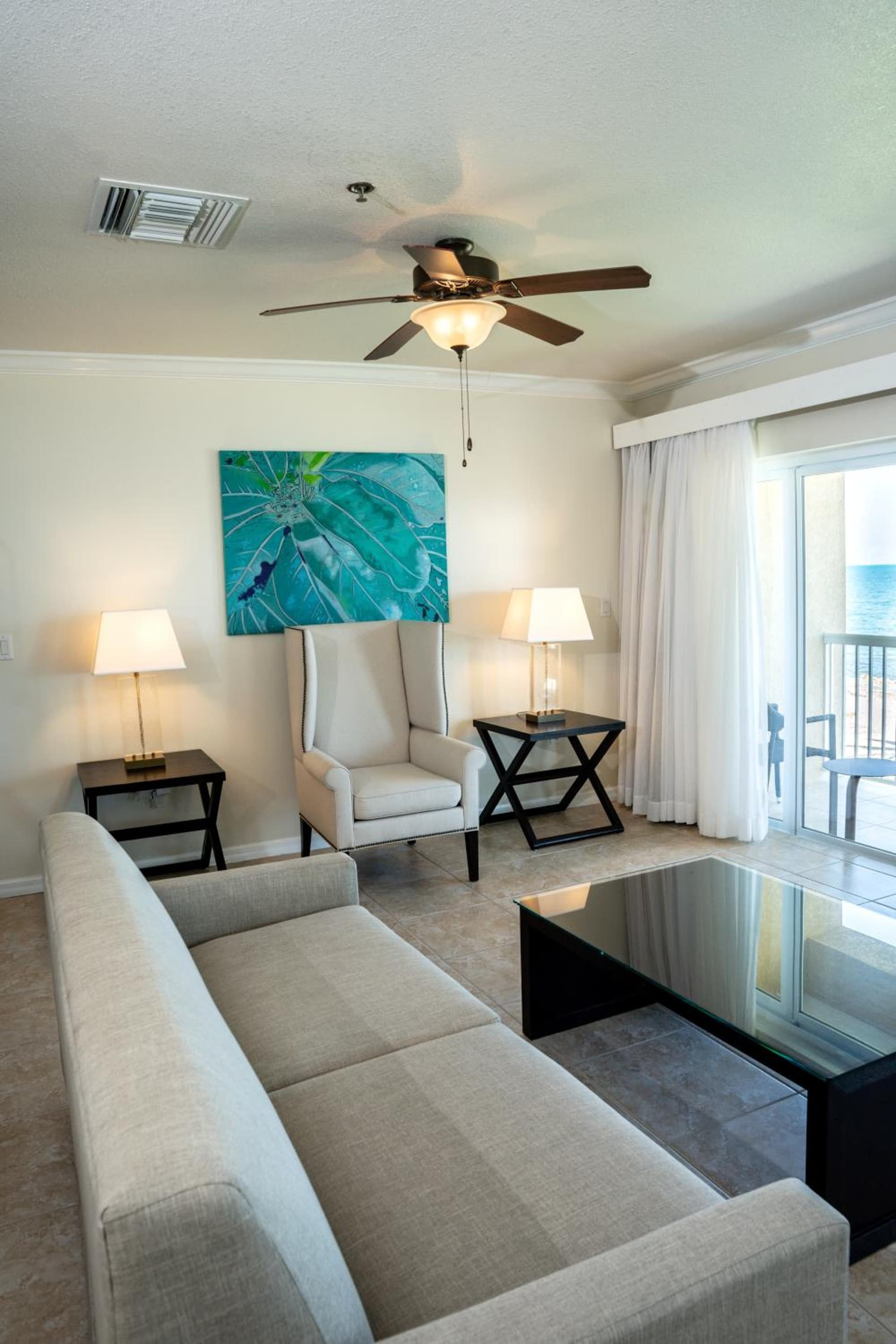 Holiday Inn Resort Grand Cayman by IHG - Photo 52