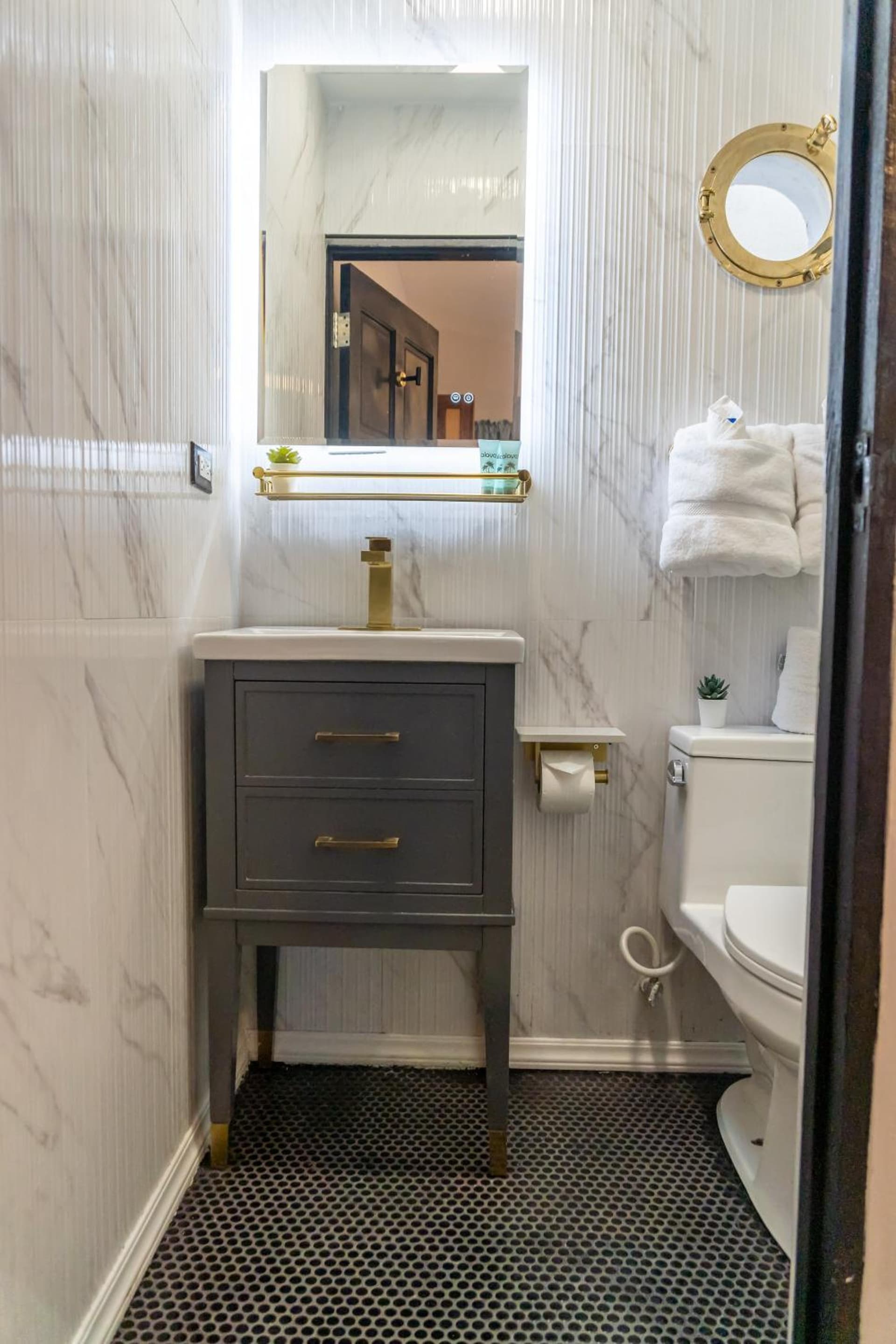 Travellers Beach Resort - Photo 79