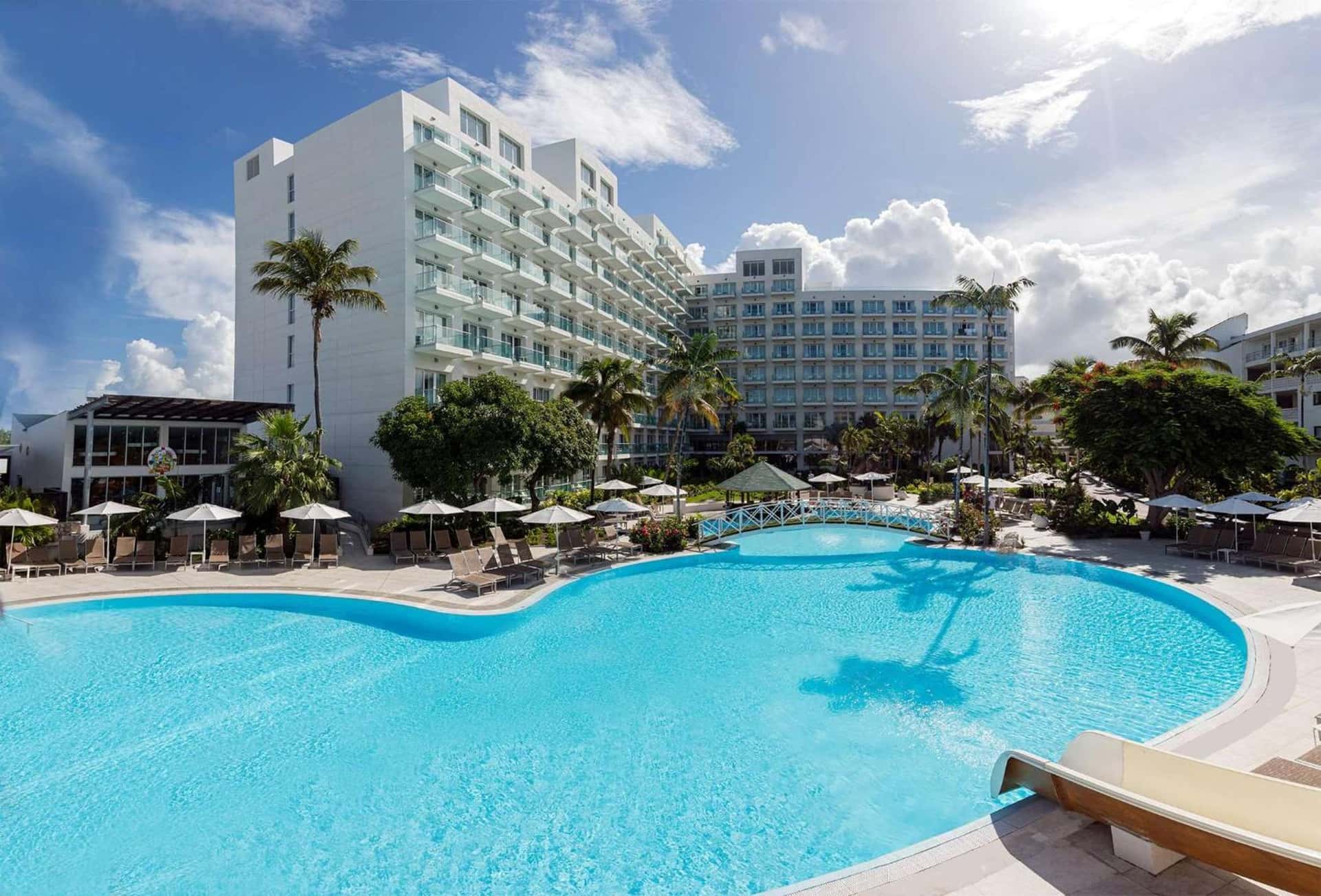 Sonesta Maho Beach All Inclusive Resort Casino & Spa - hotel in 1 Rhine Road, Maho Reef