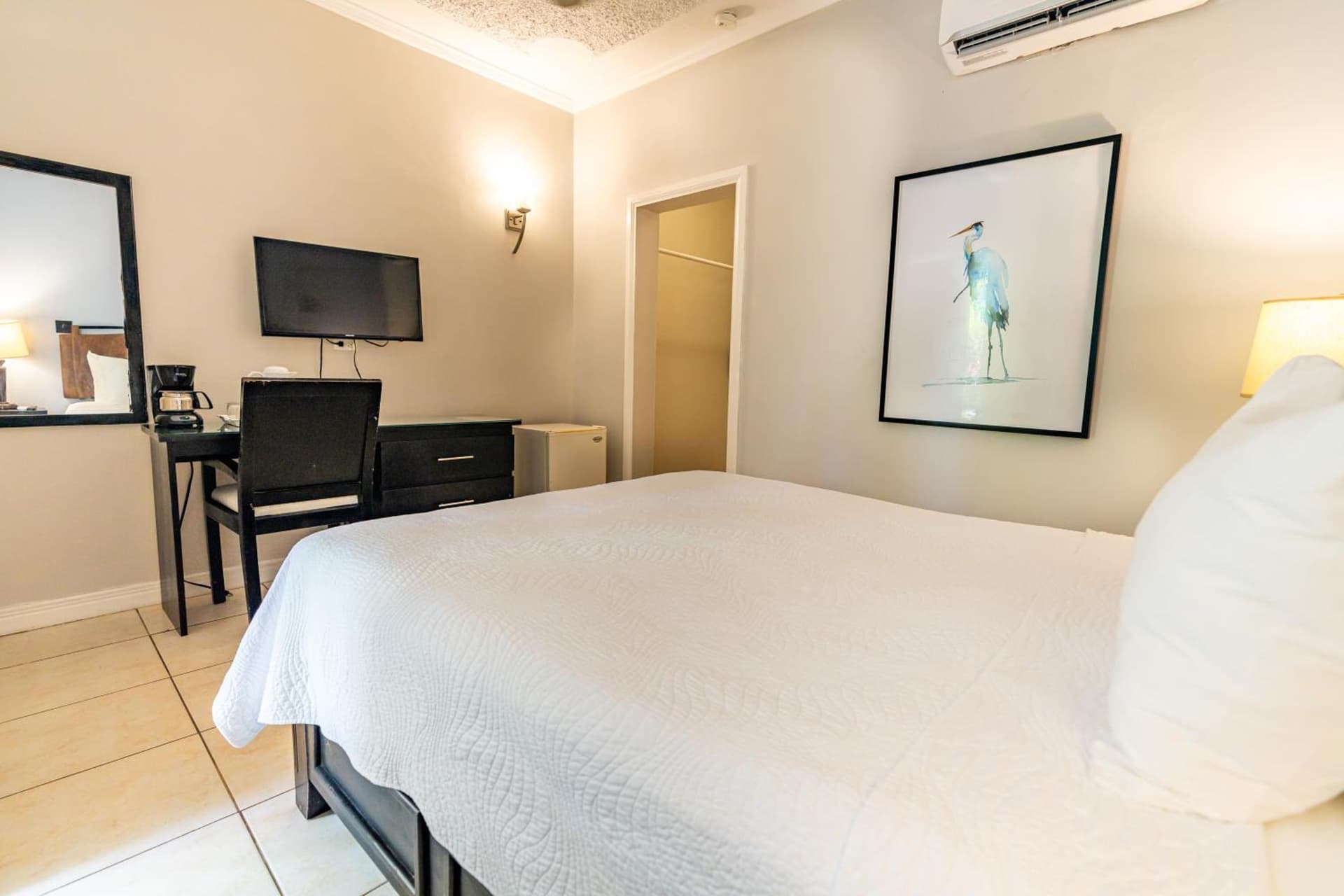 Travellers Beach Resort - Photo 3