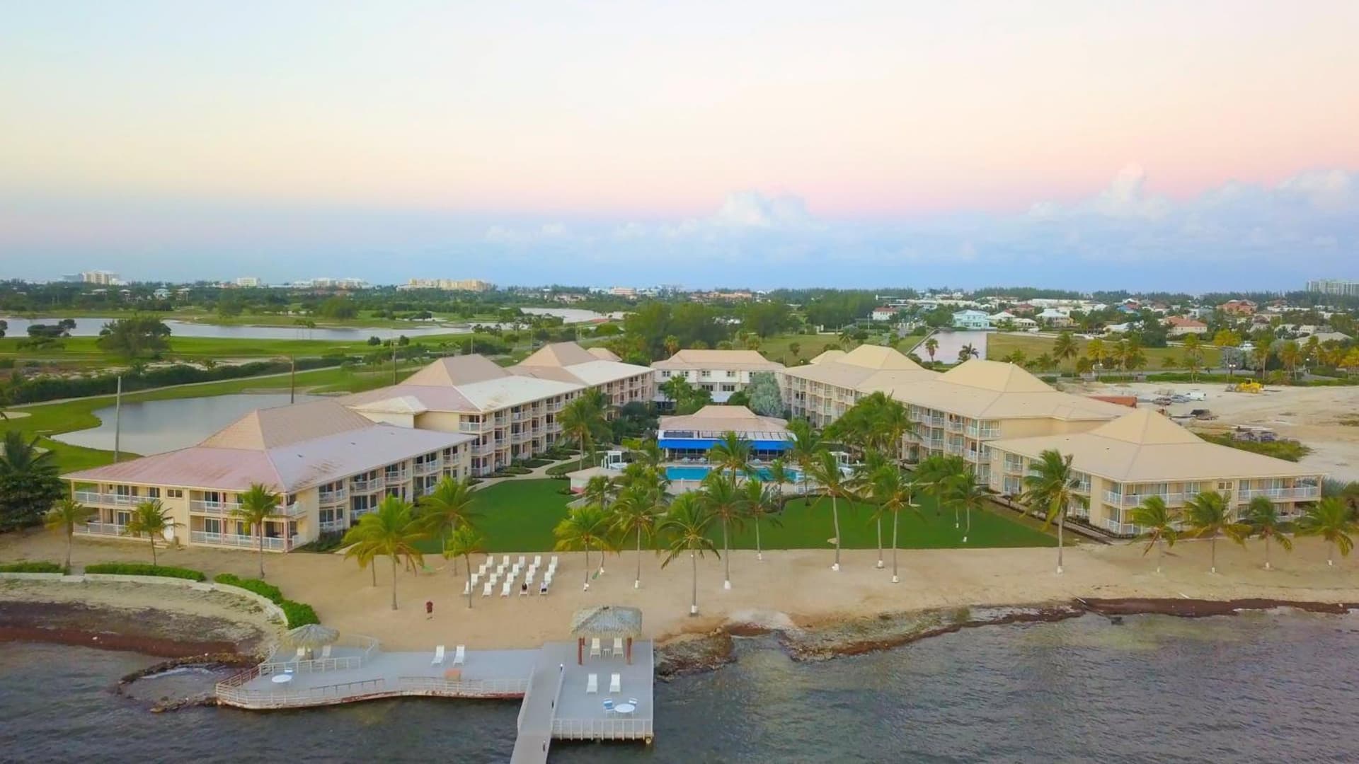 Holiday Inn Resort Grand Cayman by IHG - Photo 271