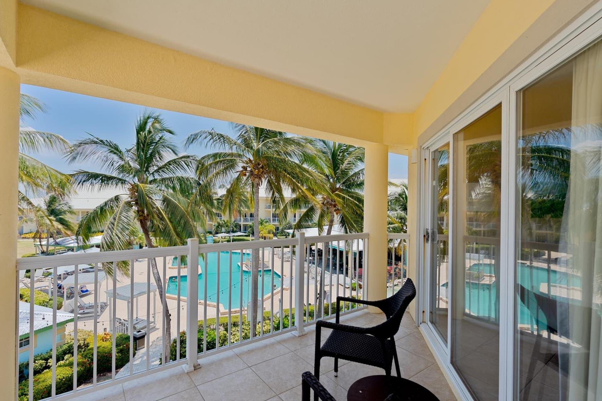 Holiday Inn Resort Grand Cayman by IHG - Photo 93