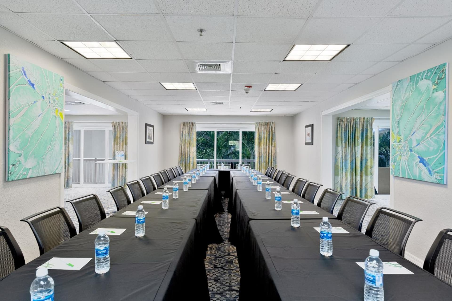 Holiday Inn Resort Grand Cayman by IHG - Photo 102