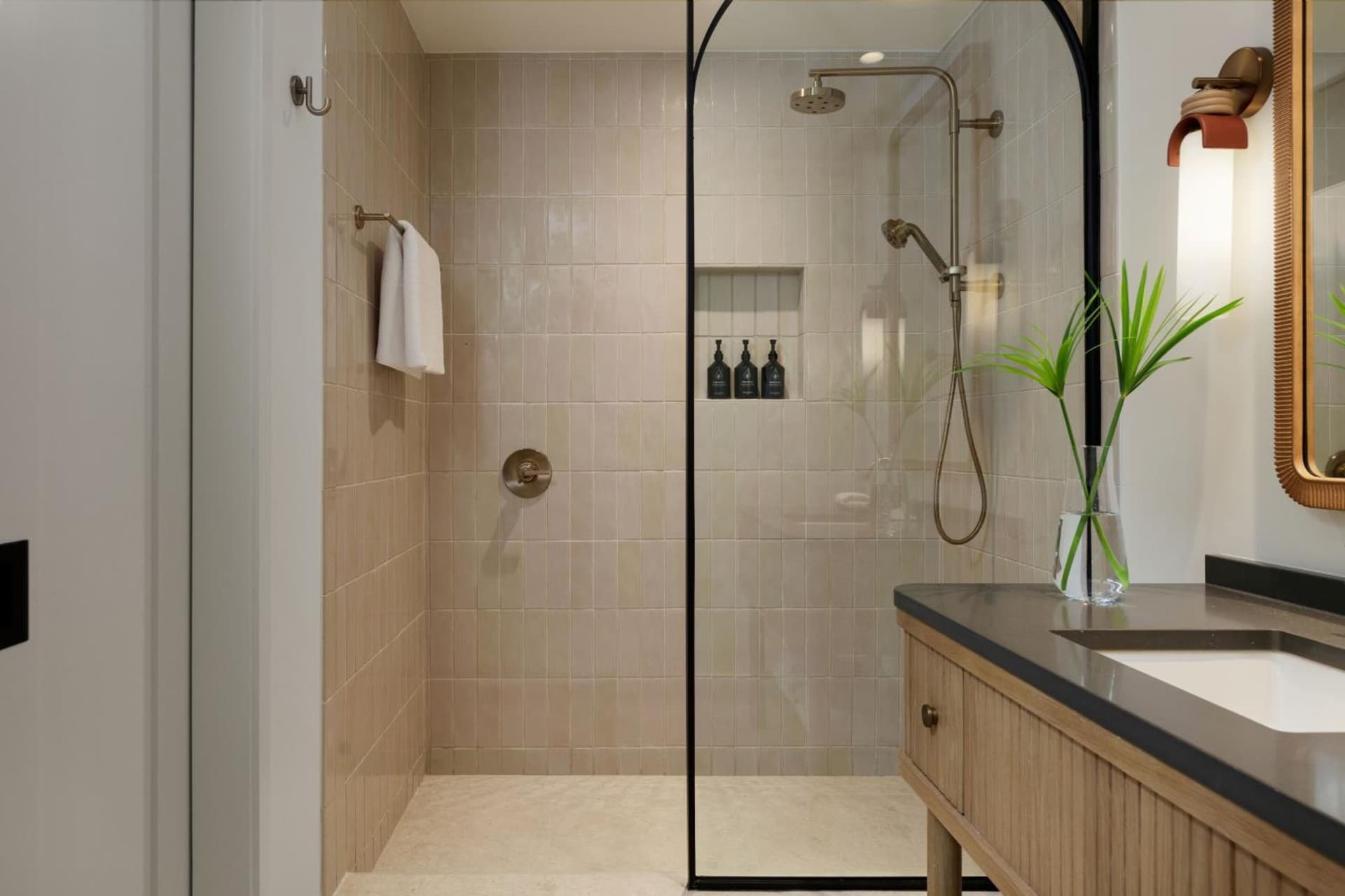 Hotel Indigo Grand Cayman by IHG - Photo 103