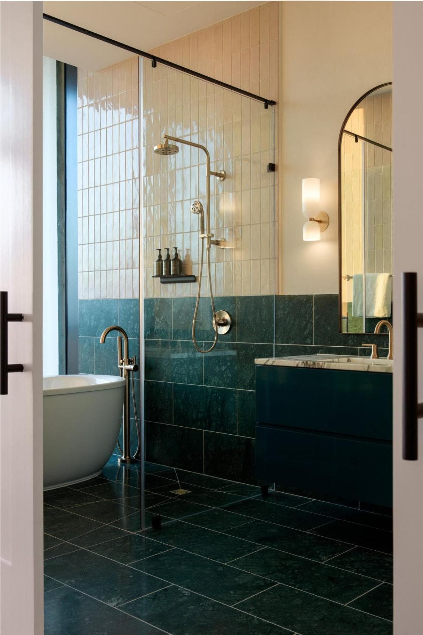 Hotel Indigo Grand Cayman by IHG - Photo 157