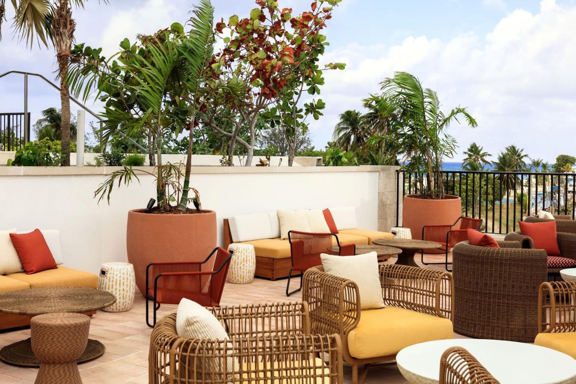 Hotel Indigo Grand Cayman by IHG - Photo 21