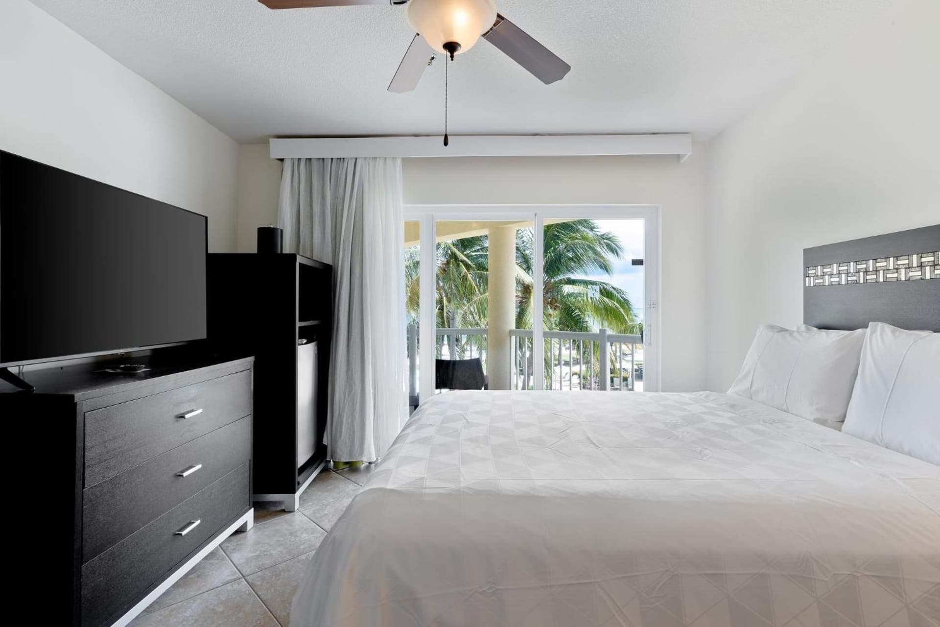 Holiday Inn Resort Grand Cayman by IHG - Photo 249