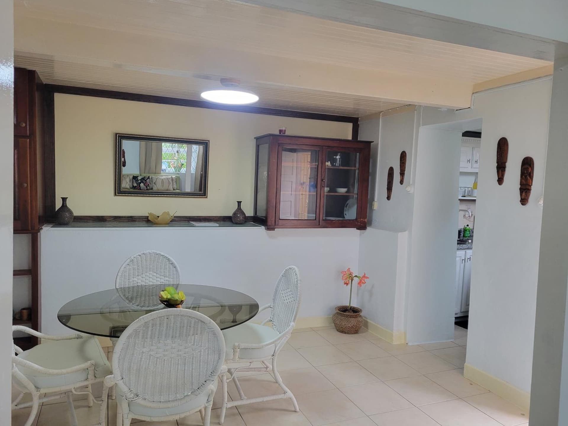 The Villa Retreat - Photo 2