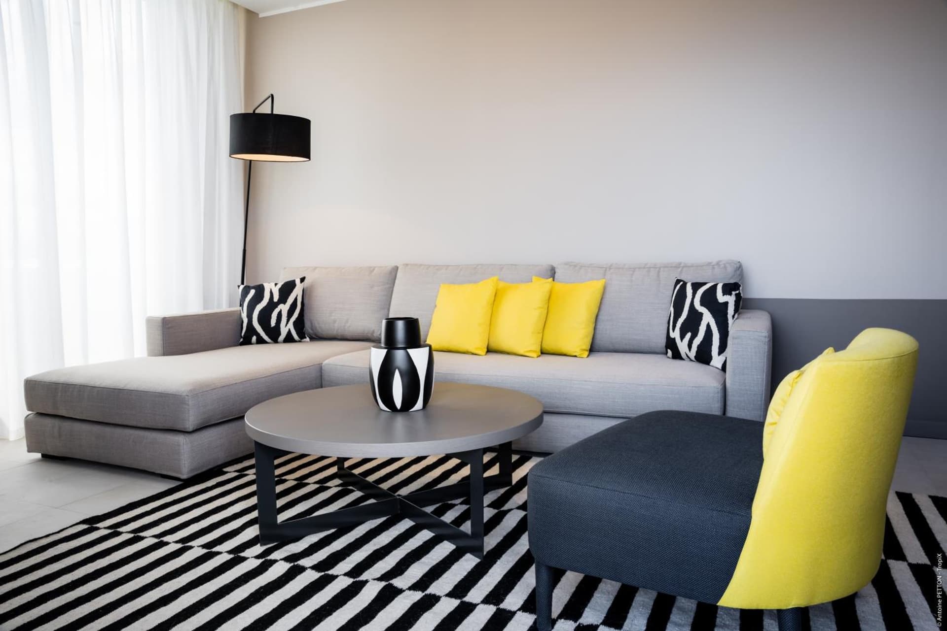 Simon Hotel - Photo 49