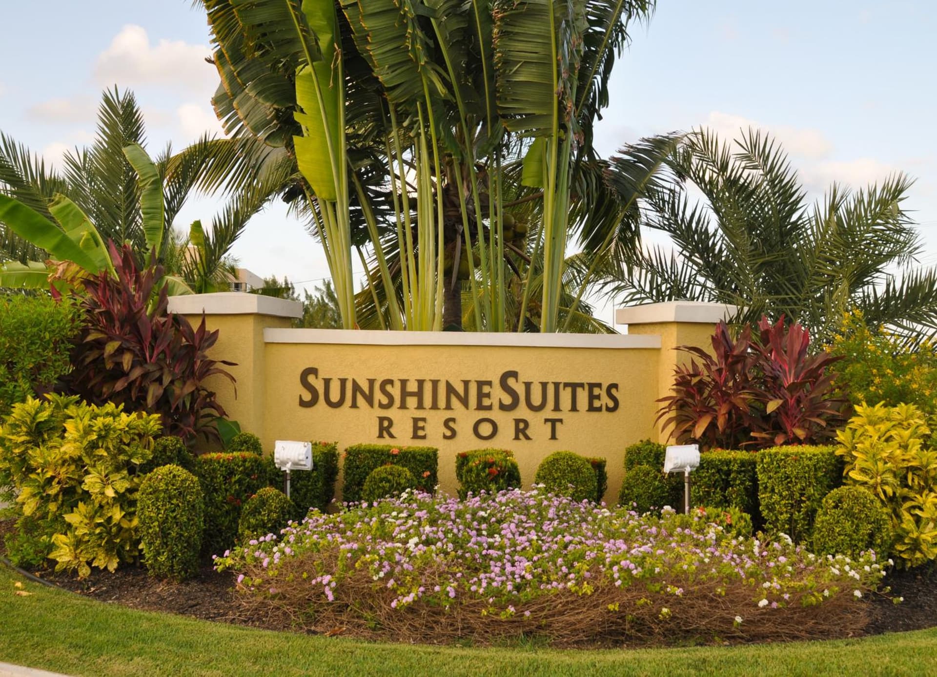 The Sunshine Hotel and Suites - Photo 18
