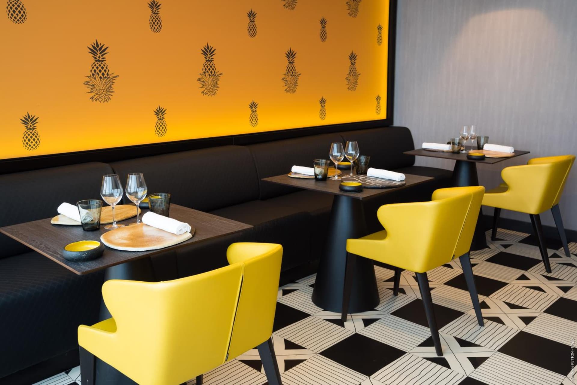 Simon Hotel - Photo 37