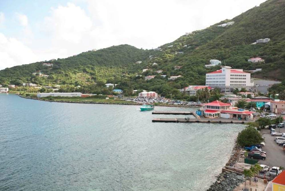 Maria's By the Sea Hotel - Photo 12