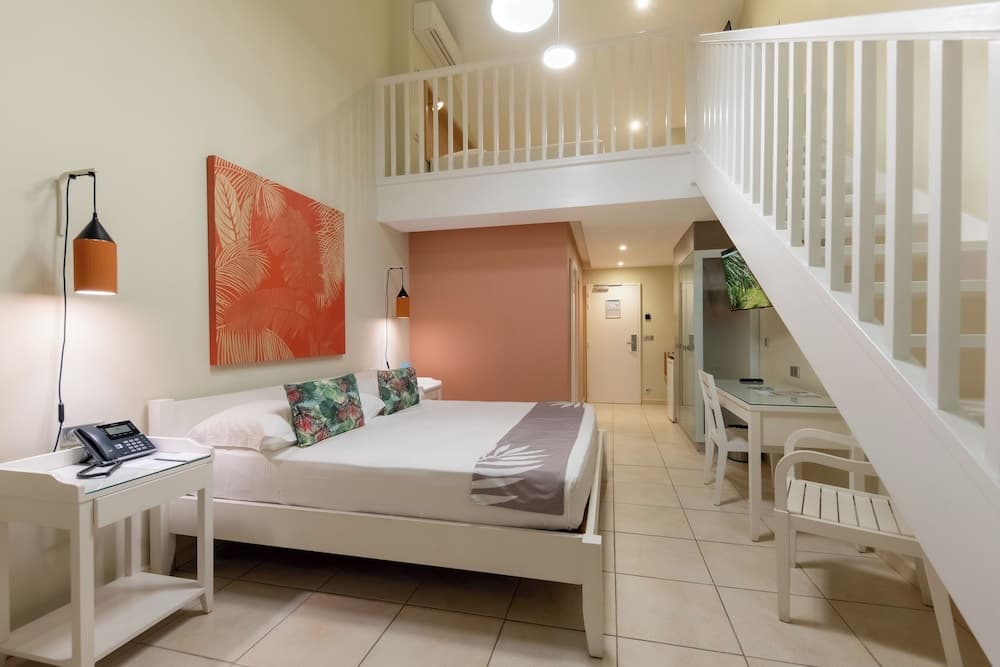 Hotel La Pagerie - Photo 17