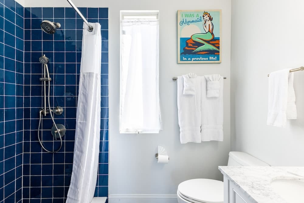 Sebastian's on the Beach - Photo 49