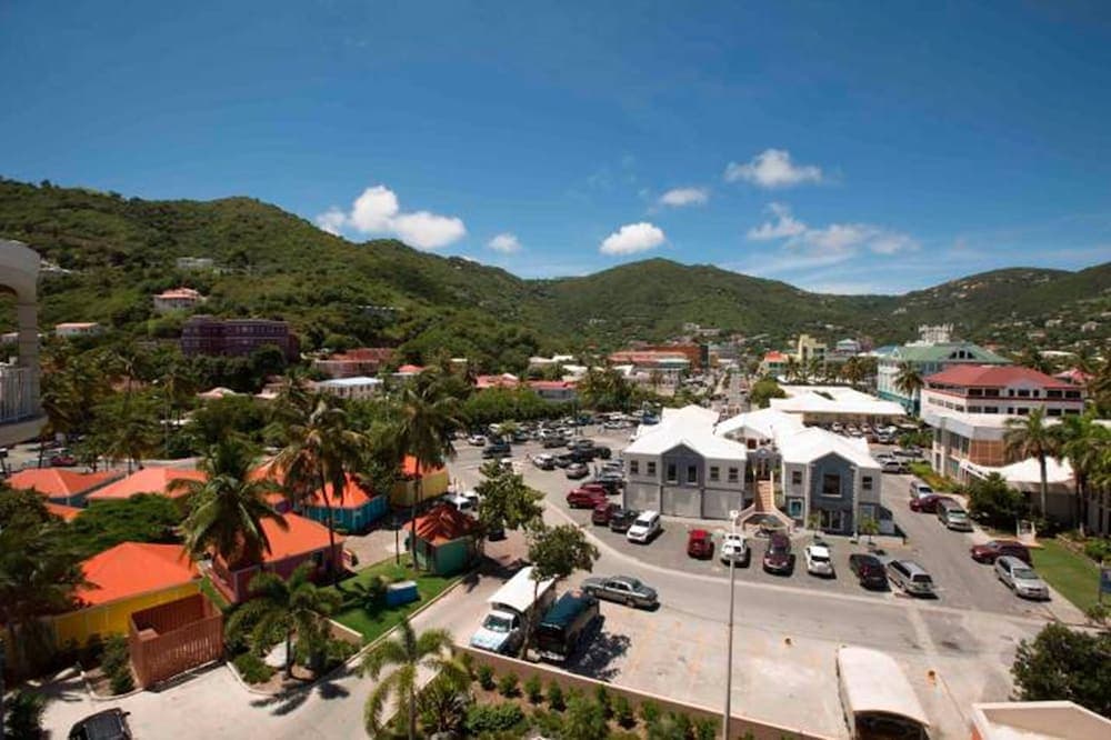 Maria's By the Sea Hotel - Photo 11