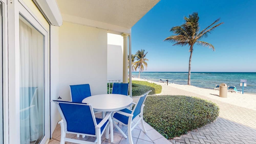 Wyndham Reef Resort Grand Cayman - Photo 14