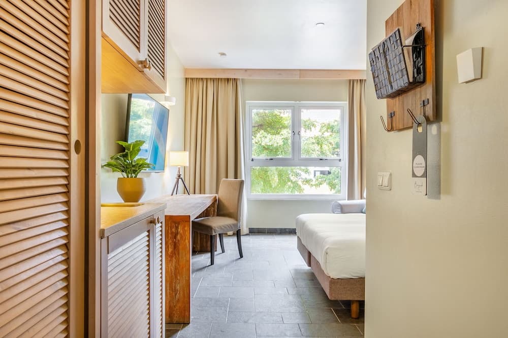 Bayside Boutique Hotel - Blue Bay Golf & Beach Resort - Photo 4