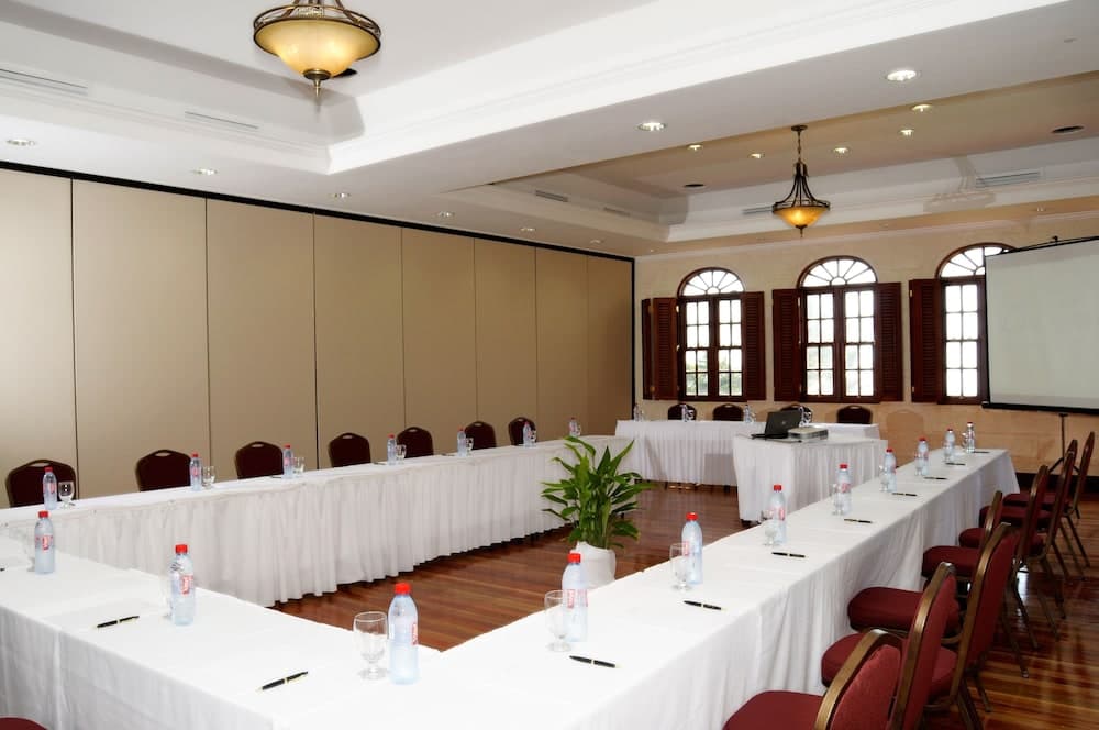 The Crane Resort - Photo 60