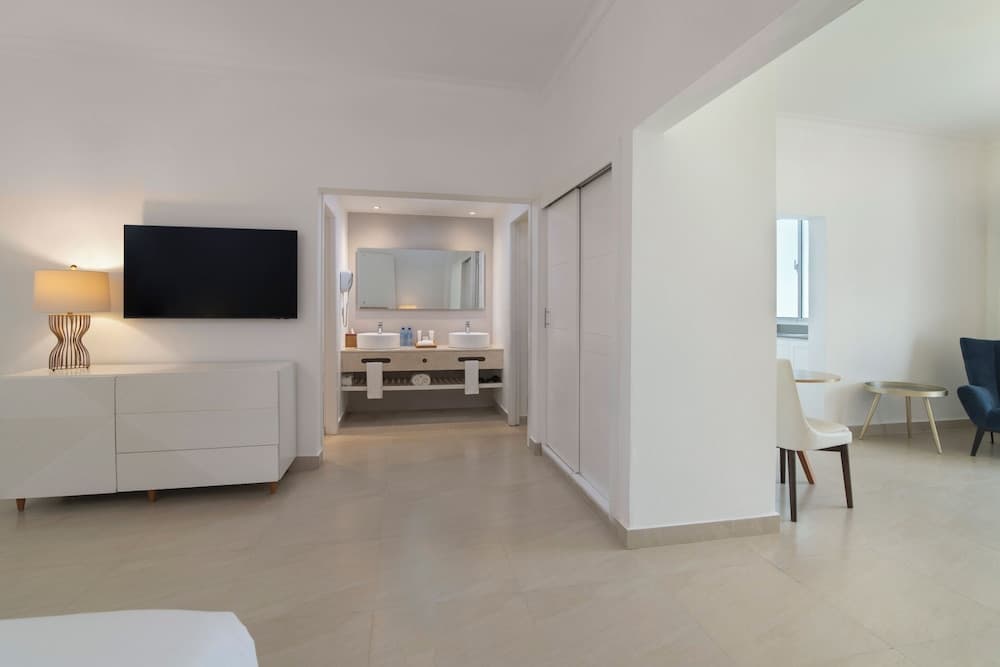 Wyndham Alltra Samana All-Inclusive Resort - Photo 26