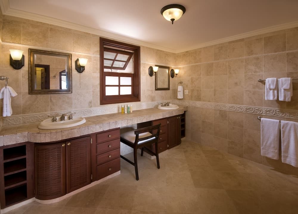 The Crane Resort - Photo 81