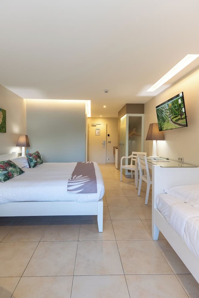 Hotel La Pagerie - Photo 21