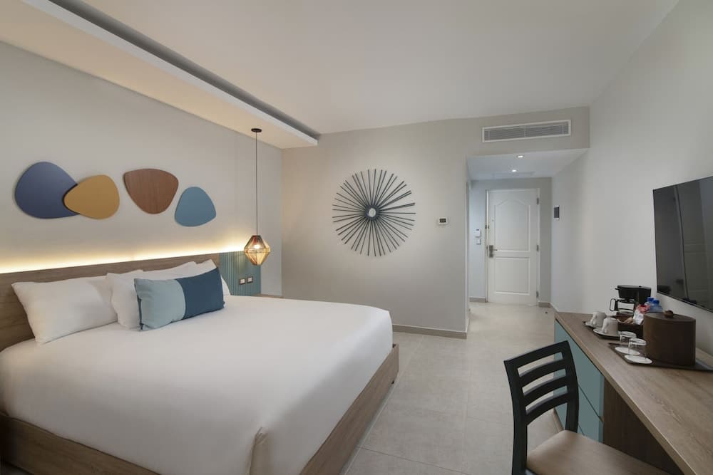 Wyndham Alltra Samana All-Inclusive Resort - Photo 5