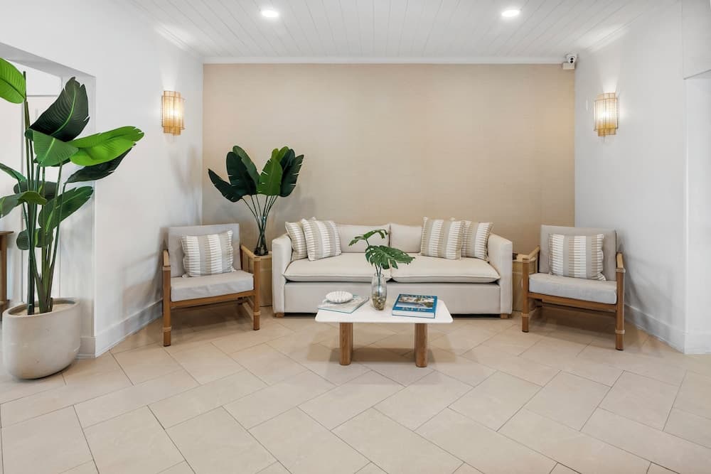 Peace and Plenty Resort - Photo 33